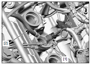 Cylinder head/valves