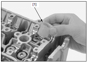 Cylinder head/valves