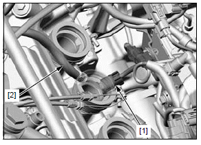 Cylinder head/valves