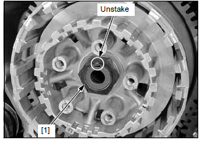 Clutch/gearshift linkage/starter clutch