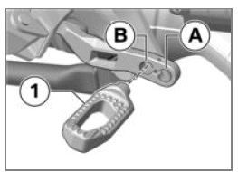 Adjusting the footbrake lever foot piece