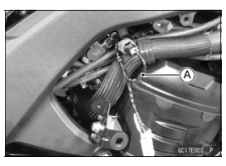 Subthrottle Sensor (Service Code 32)