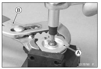 Exhaust Butterfly Valve Actuator (Service Code 63)