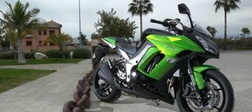 Kawasaki Z1000SX - Service manual Manuales del Propietario